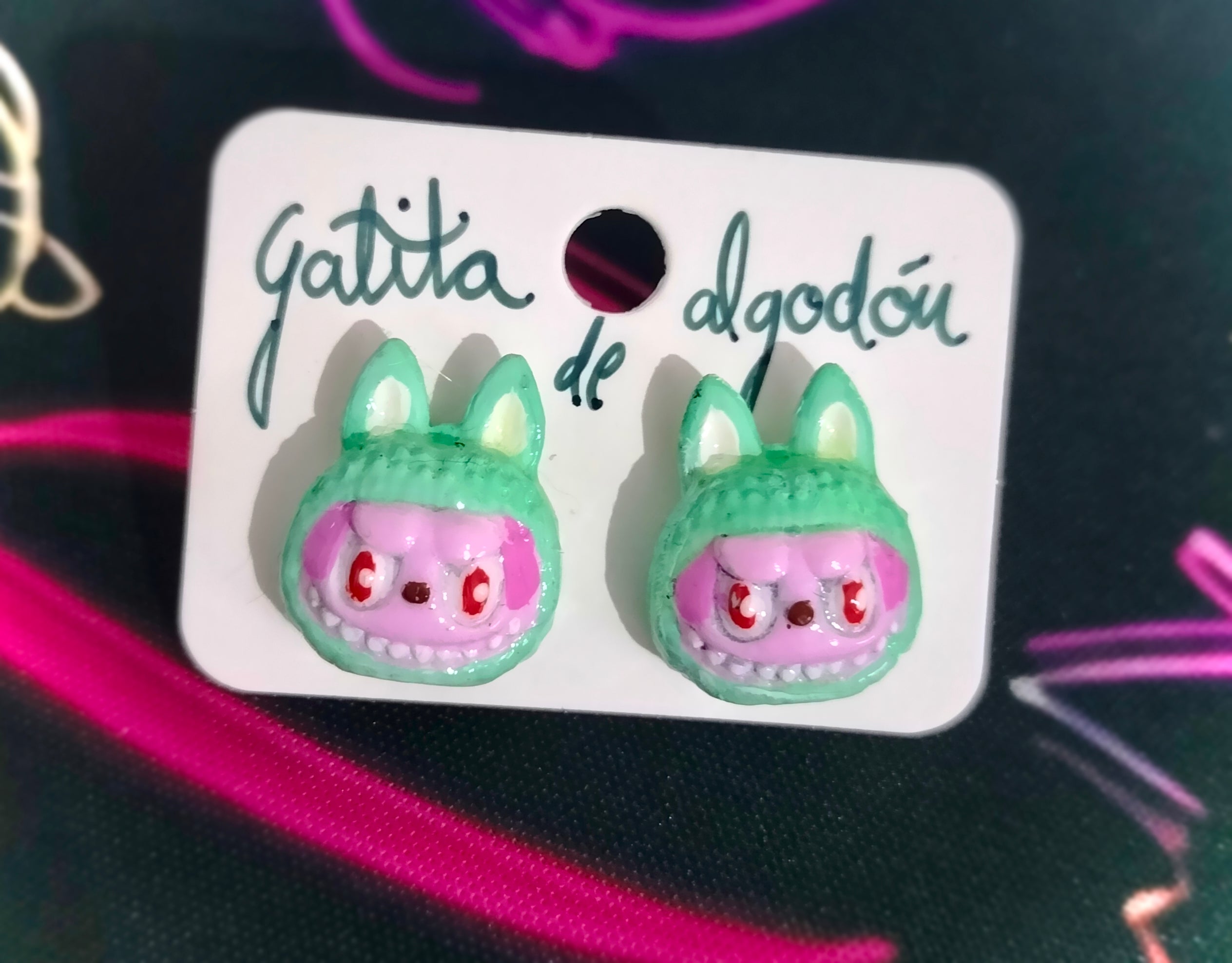 Pendientes, LABUBU