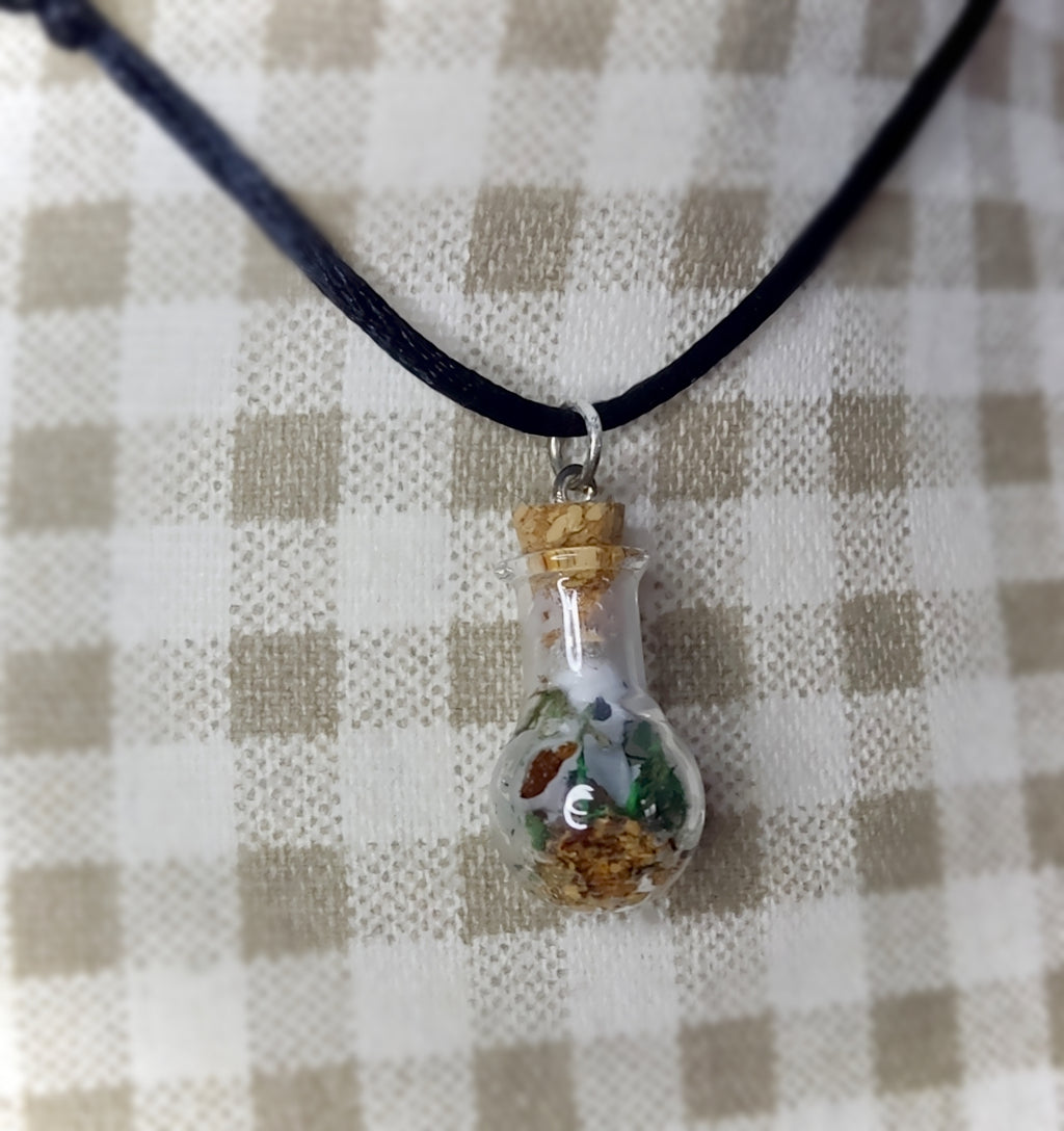 Collares. KODAMA, Bosque encantado